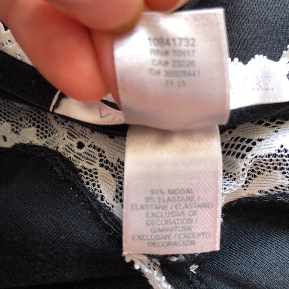 Victoria’ Secret Black Nightie With White Lace Trim Size Medium - Picture 7 of 9